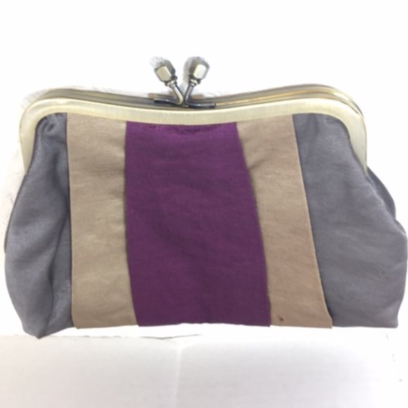 Silver Gold Purple Thumbtwist Rhinestone Cosmetic Makeup Evening Clutch Purse - Picture 1 of 7